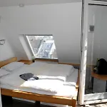 HANSA PENTHOUSe